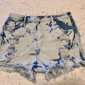 Women’s Juniors Almost Famous Acid Wash Blue Denim Cutoff Shorts